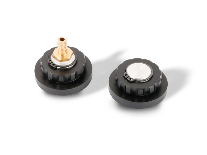 Prüfadapter-Set als Ersatz der Druckausgleichselemente zur Dichtigkeitsprüfung der HV-Batterie Prüfadapter-Set als Ersatz der Druckausgleichselemente zur Dichtigkeitsprüfung der HV-Batterie